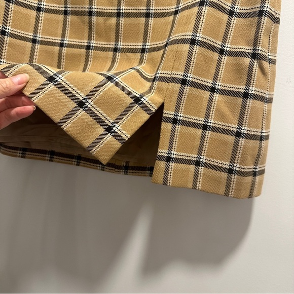 Aritzia Wilfred Patio Mini Skirt in Marisol Beige/Black Plaid BNWT - Picture 4 of 4